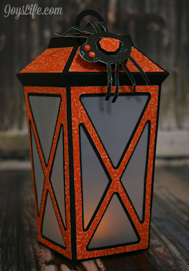 3D Cardstock Spooky Halloween Lantern #Coredinations #SVGCuts #Xyron #Craftwell #CutNBoss #SilhouetteCameo #Halloween #3D