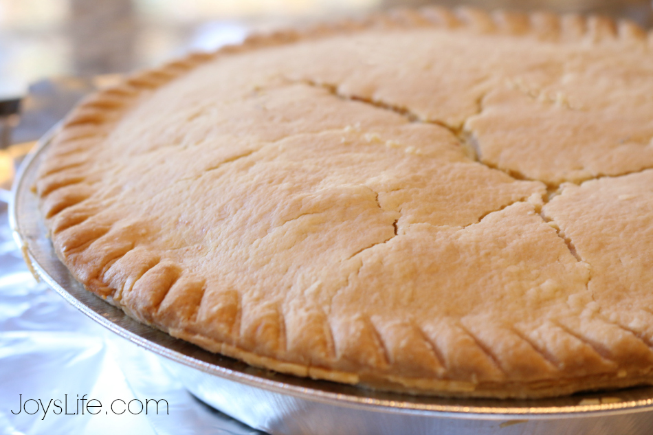Busy Winter Days Made Easier with Marie Callender’s Pot Pies Family Size #PotPiePlease #ad