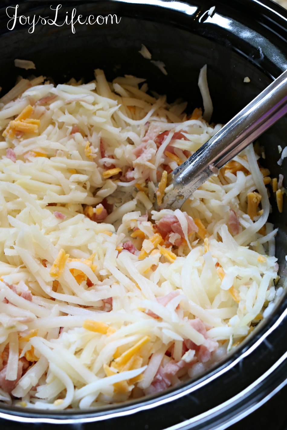 Slow Cooker Cheesy Ham Hash Brown Casserole #SimplyPotatoes