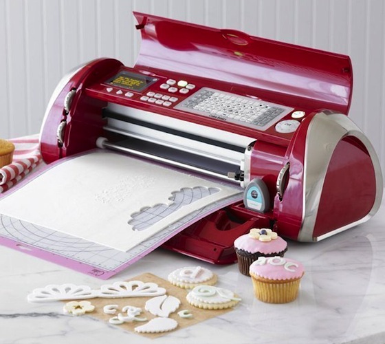 How the Cricut Cake Machine is Different from the Cricut Expression