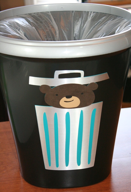 Cricut Expression 2 Vinyl Garbage Can Project Part 1