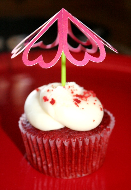 Silhouette Heart Cupcake Topper