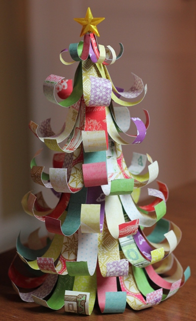 how-to-make-a-christmas-tree-from-paper-scraps-joy-s-life