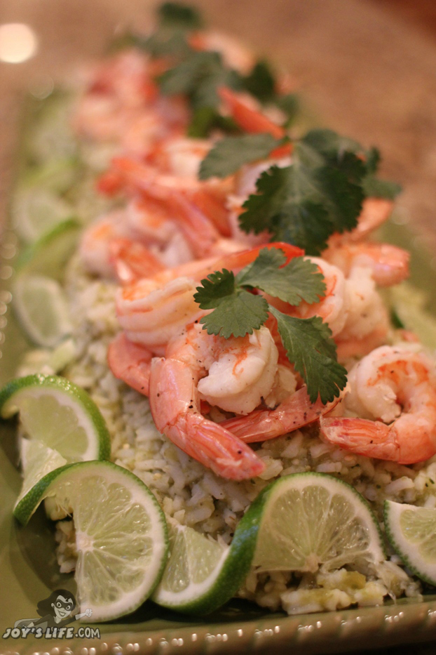 Shrimp with Green Chile Rice #LOVEEVERYMINUTE at www.joyslife.com