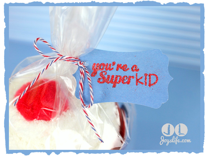 52 – Episode 7: How to Make Cupcake Wrapper Sock Gifts