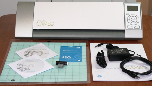 Should you buy a Silhouette Cameo? This helpful post helps you determine which die cut machine is right for you. #SilhouetteCameo #tutorials