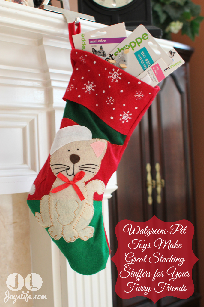 Walgreens Last Minute Christmas Gifts Pet Stocking #HappyAllTheWay #shop #cbias 