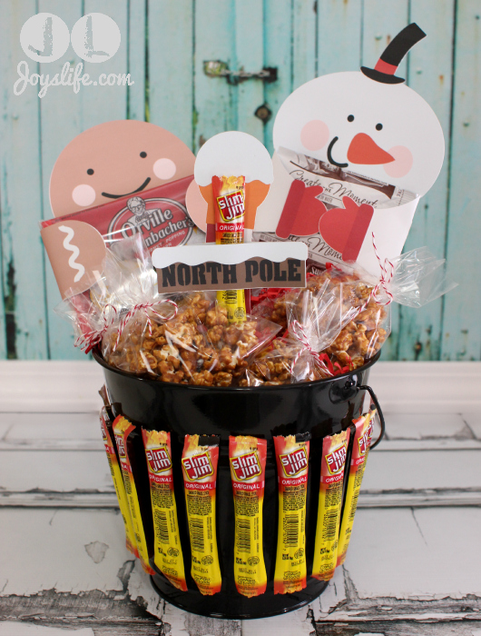 North Pole Gift Basket & Gingerbread Popcorn – Joy's Life