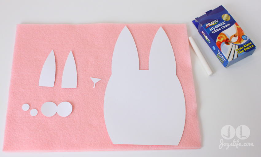 Felt Bunny Treat Bag #Easter #Bunny #DIY #SilhouetteCameo