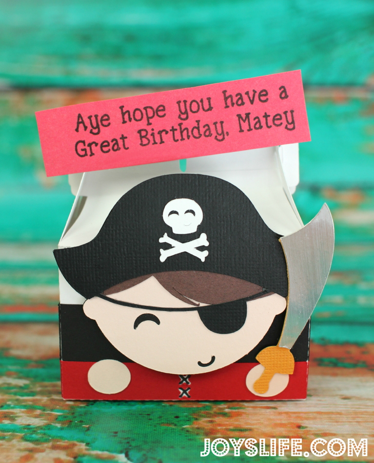 Cute Pirate Box Perfect for Pirate Themed Parties #SilhouetteCameo #JoysLifeStamps #crafts #pirate #party