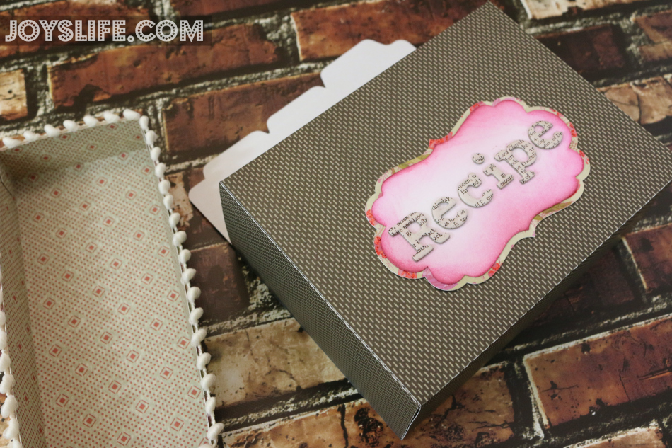 Paper Recipe Box with SEI #SEI #SilhouetteCameo #recipebox