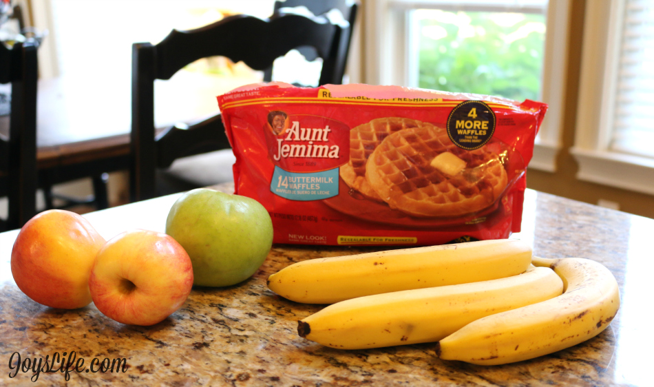 Cinnamon Apple, Roasted Pecan & Banana Frozen Breakfast Waffles #4MoreWaffles #shop