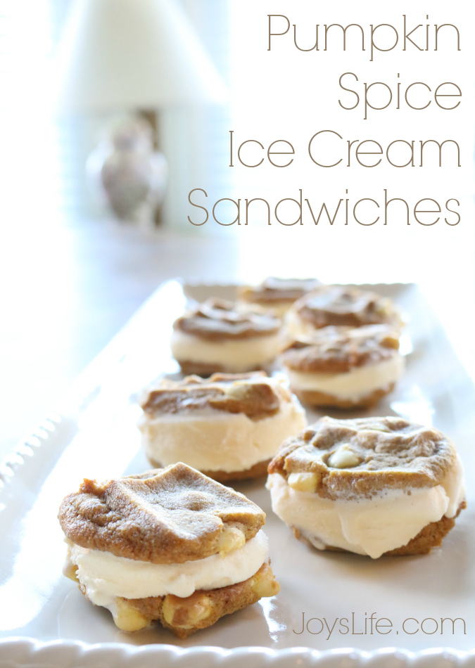 Getting Ready for Thanksgiving & Pumpkin Spice Ice Cream Sandwiches  #Feast4All #ad #recipe #pumpkinspice