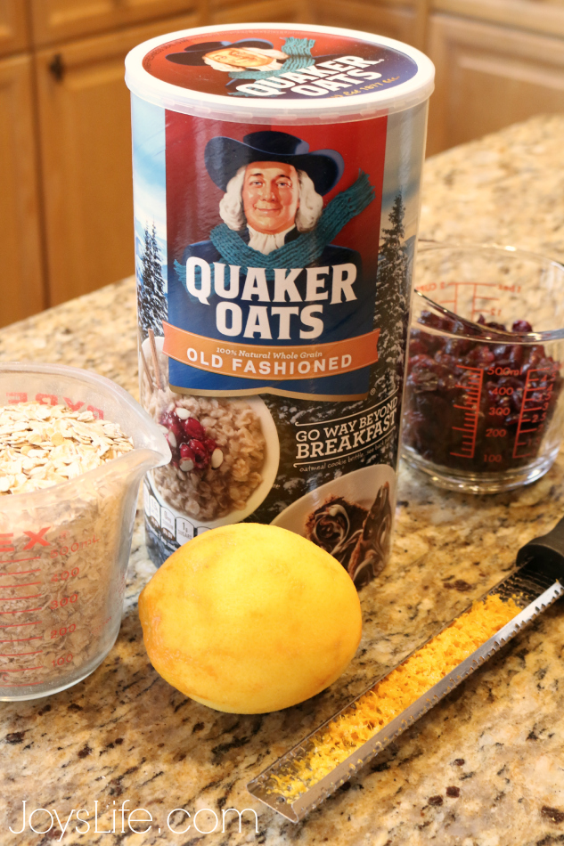 Homemade Orange Cranberry Oatmeal Cookies with Whole Grain Oats @Target #QuakerUp #MyOatsCreation #masonjar #gifts #spon