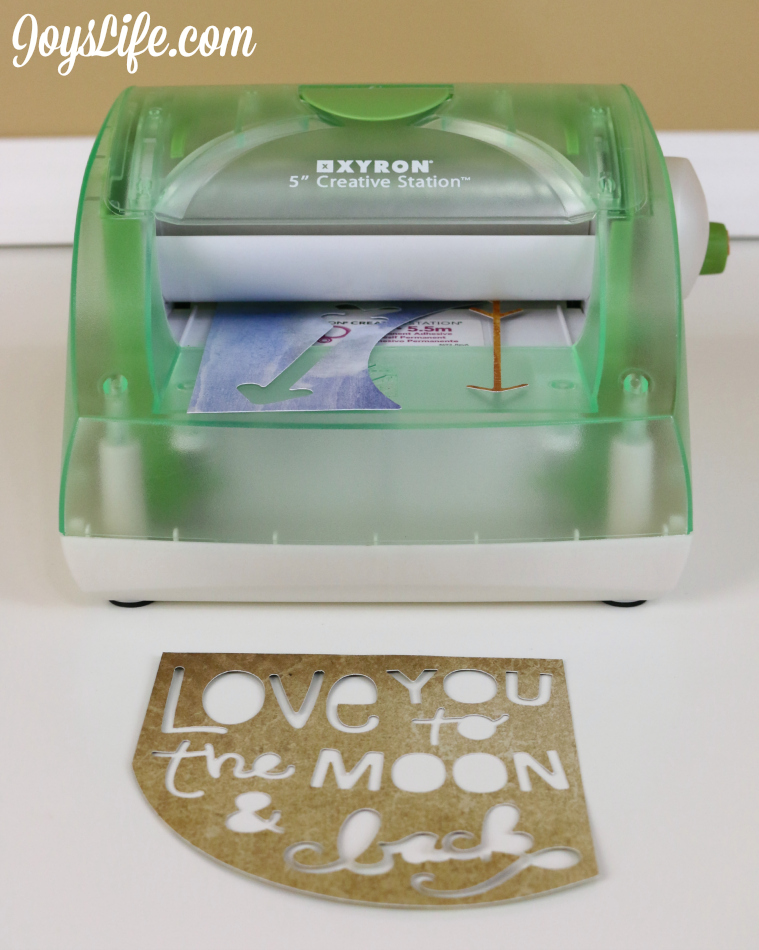 Love You to the Moon Card - Xyron & Paper House Blog Hop #Xyron #PaperHouse #SVGCuts #SilhouetteCameo