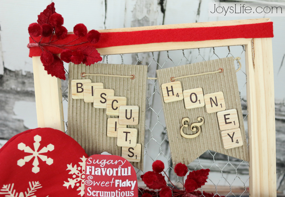 Sweet & Delicious Honey and Biscuits Gift Basket Idea #HoneyForHolidays #DonVictor #shop #delicious #honey #giftbasket