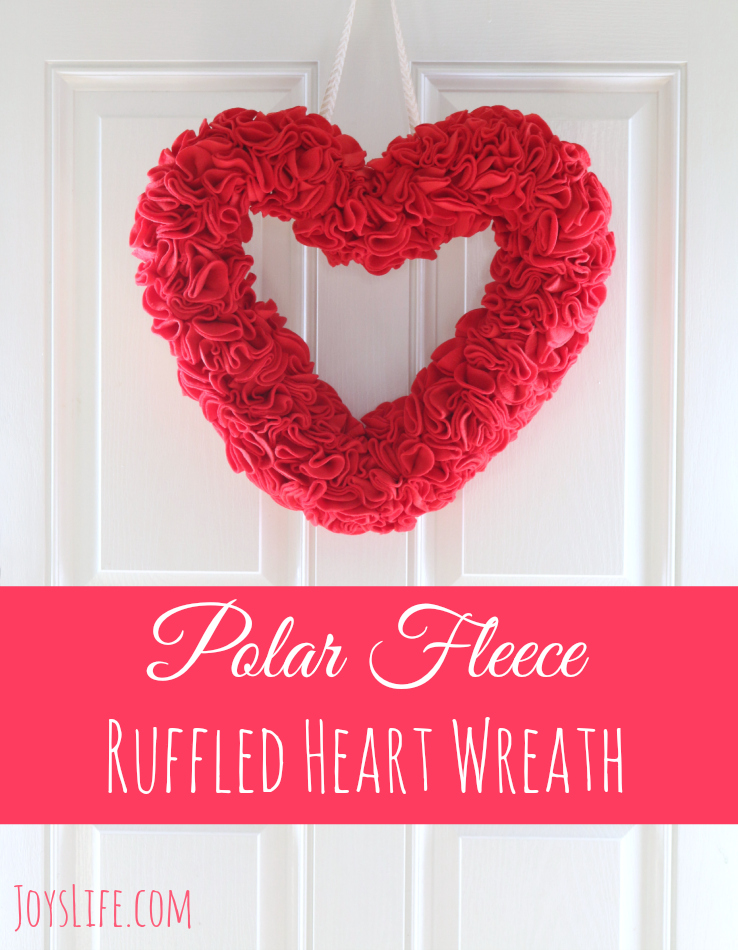 Polar Fleece Ruffled Heart Wreath for Valentine's Day #PolarFleece #ValentinesDay #RuffledWreath #Heart #Wreath #CutNBoss  #Sizzix
