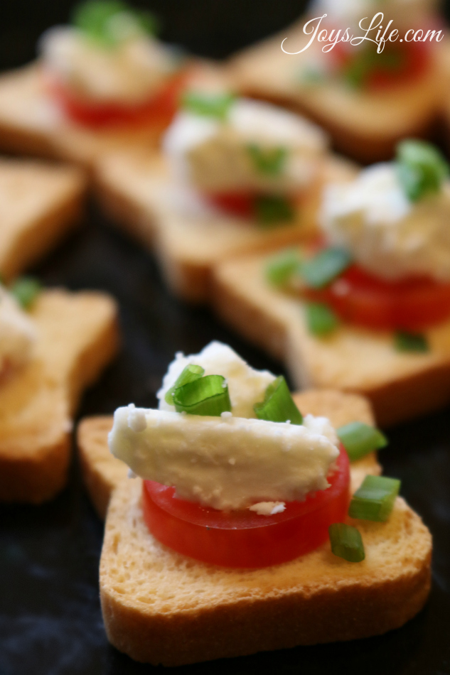 msg 4 21+ Estancia Chardonnay paired with Tomato Feta & Chives Mini Toast #ArtOfEntertaining #Ad