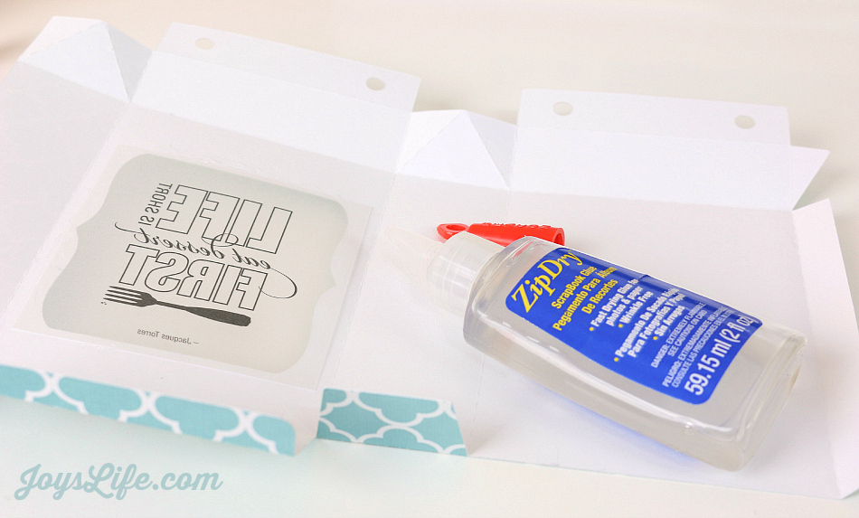 “Eat Dessert First” Treat Bag #SilhouetteCameo #Coredinations #giftbag