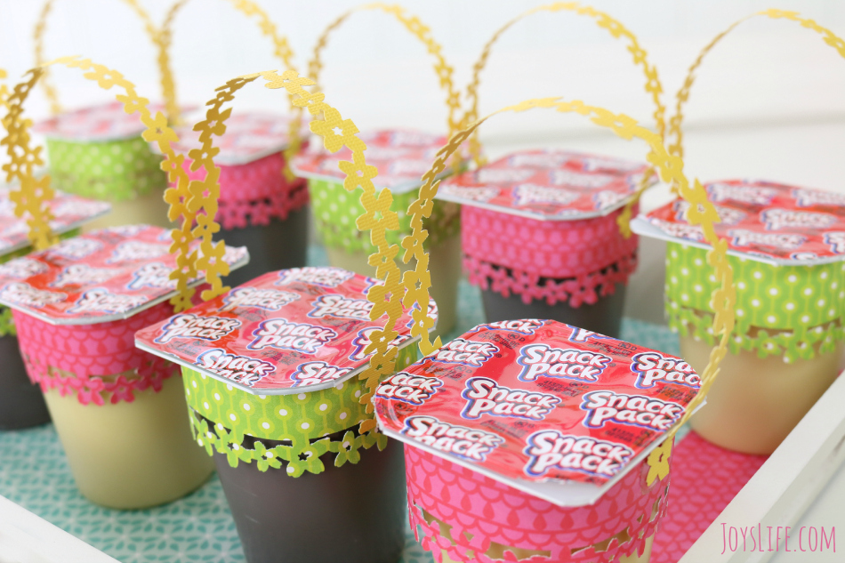 Easy to Make Desserts and Easter Party Ideas #SnackPackMixins #Ad #SilhouetteCameo #Easter #PartyPlan