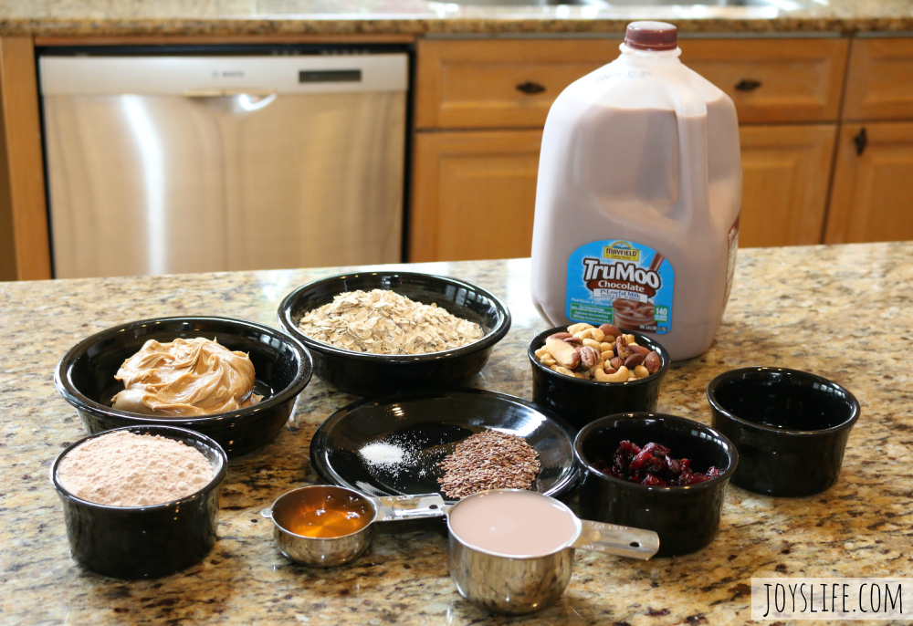 Make Healthy Snacks with this Protein Oat Bread Recipe & TruMoo #TruMoo #ad