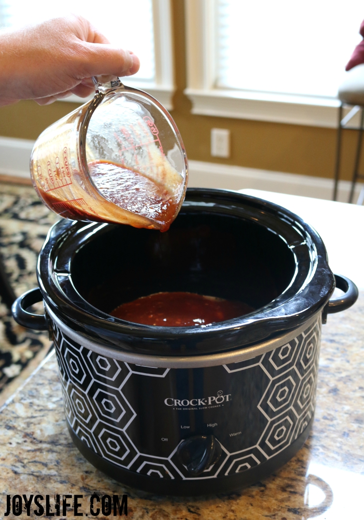 Slow Cooker Dr Pepper BBQ Chicken Recipe #ad #drpepper #crockpot #slowcooker #recipe #BBQ #gameday