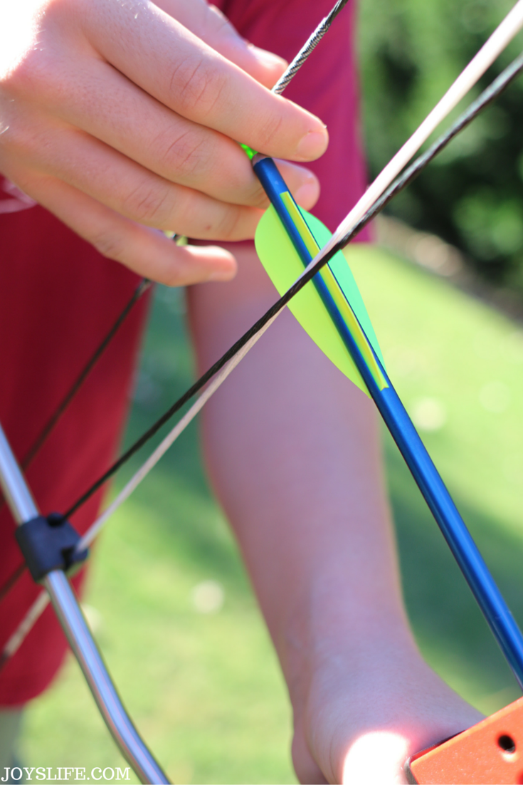 Give the Gift of Archery with a Genesis Bow & a Giveaway #ad #GenesisBows #giveaway