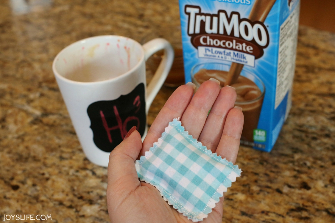 TruMoo Caramel Hot Chocolate & How to Make Hand Warmers 