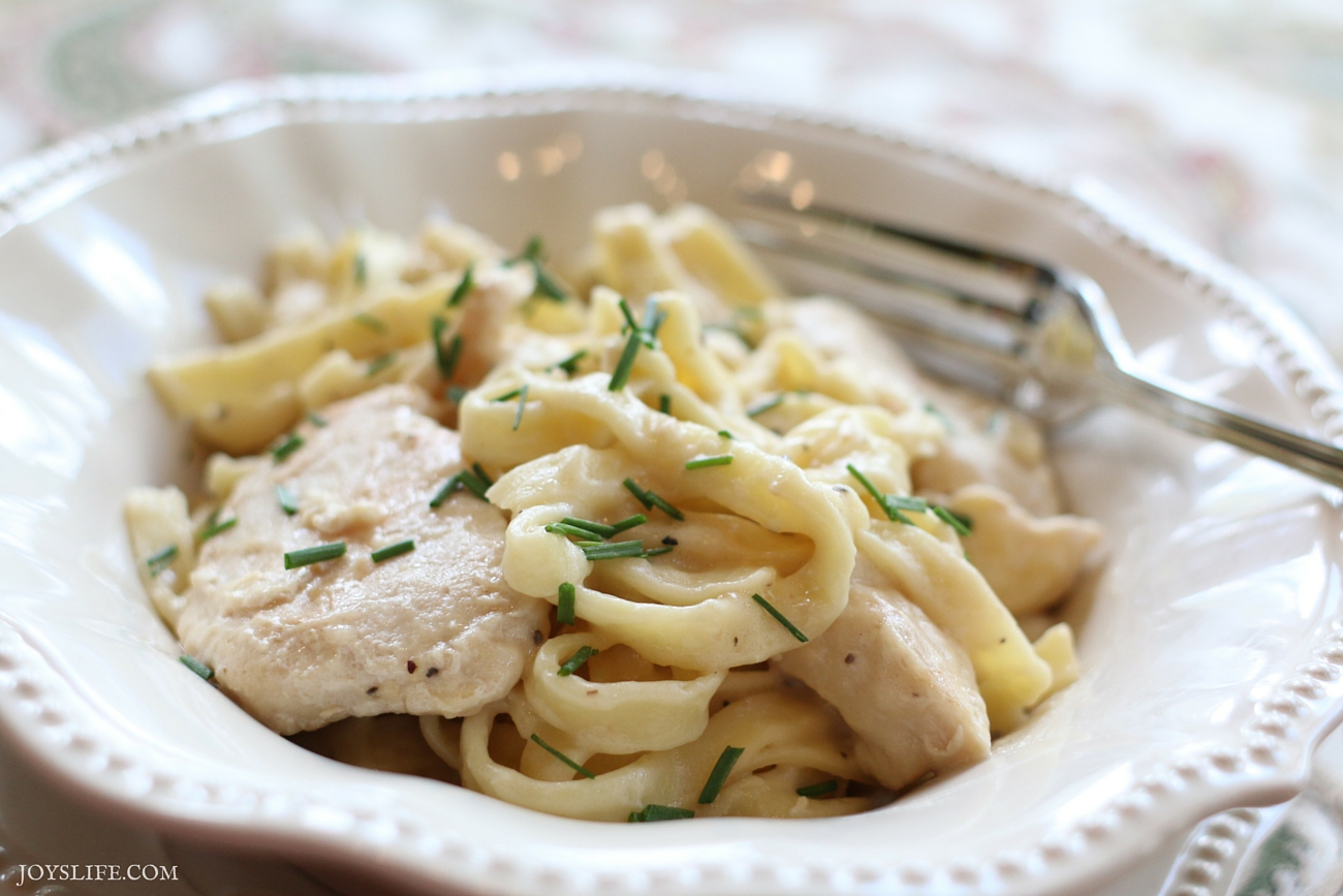 Creamy Chicken Fettuccini Alfredo