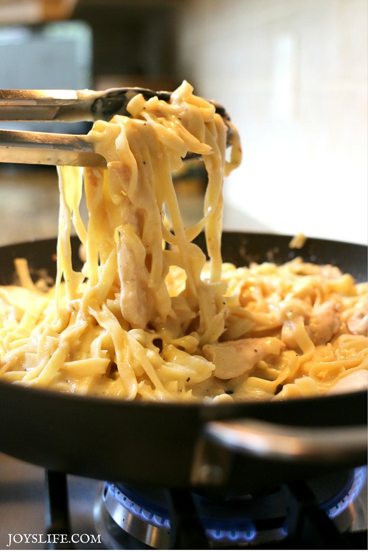 Creamy Chicken Fettuccini Alfredo