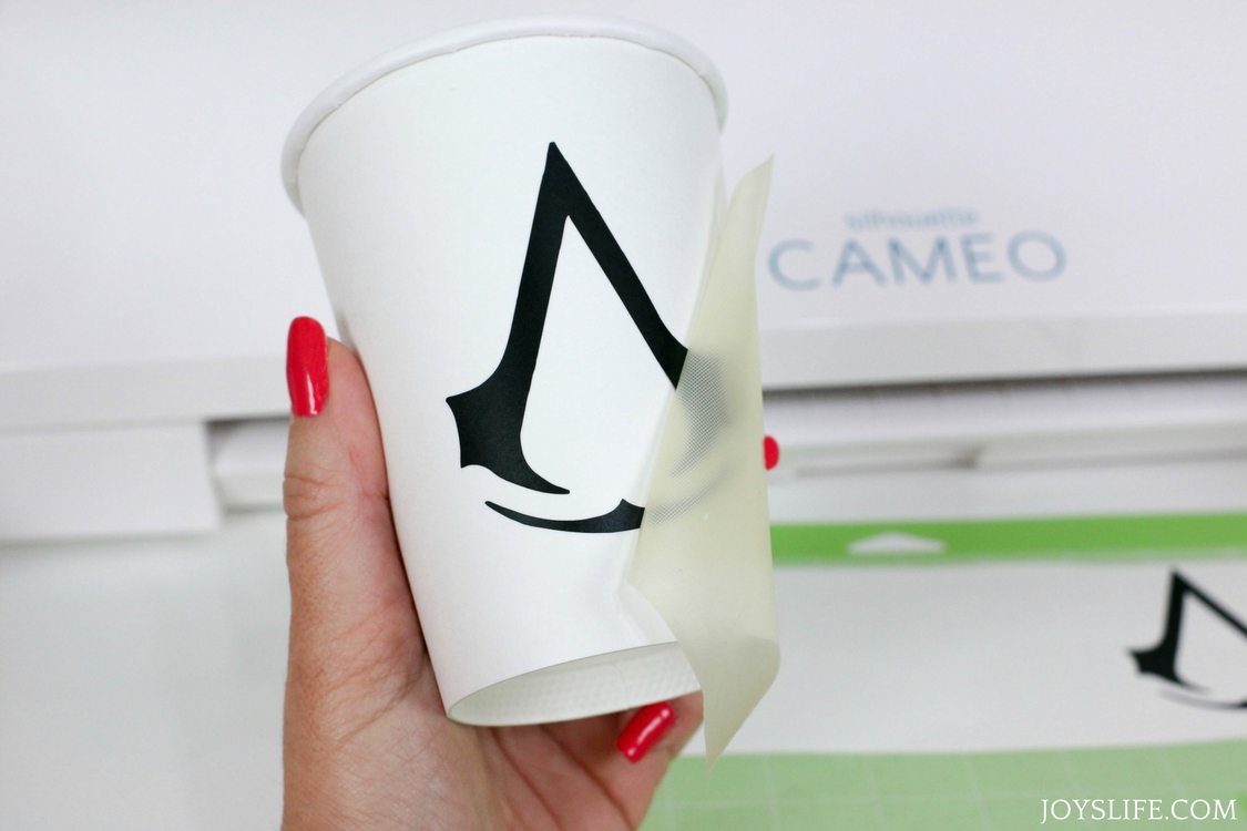 Silhouette Cameo 3 Vinyl Logo Cup Application