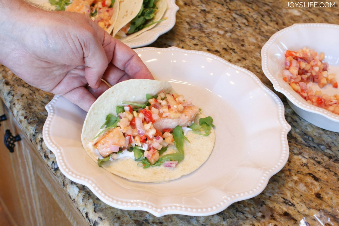salmon taco serving plate