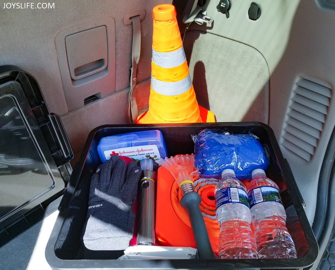 Extreme Weather Emergency car kit