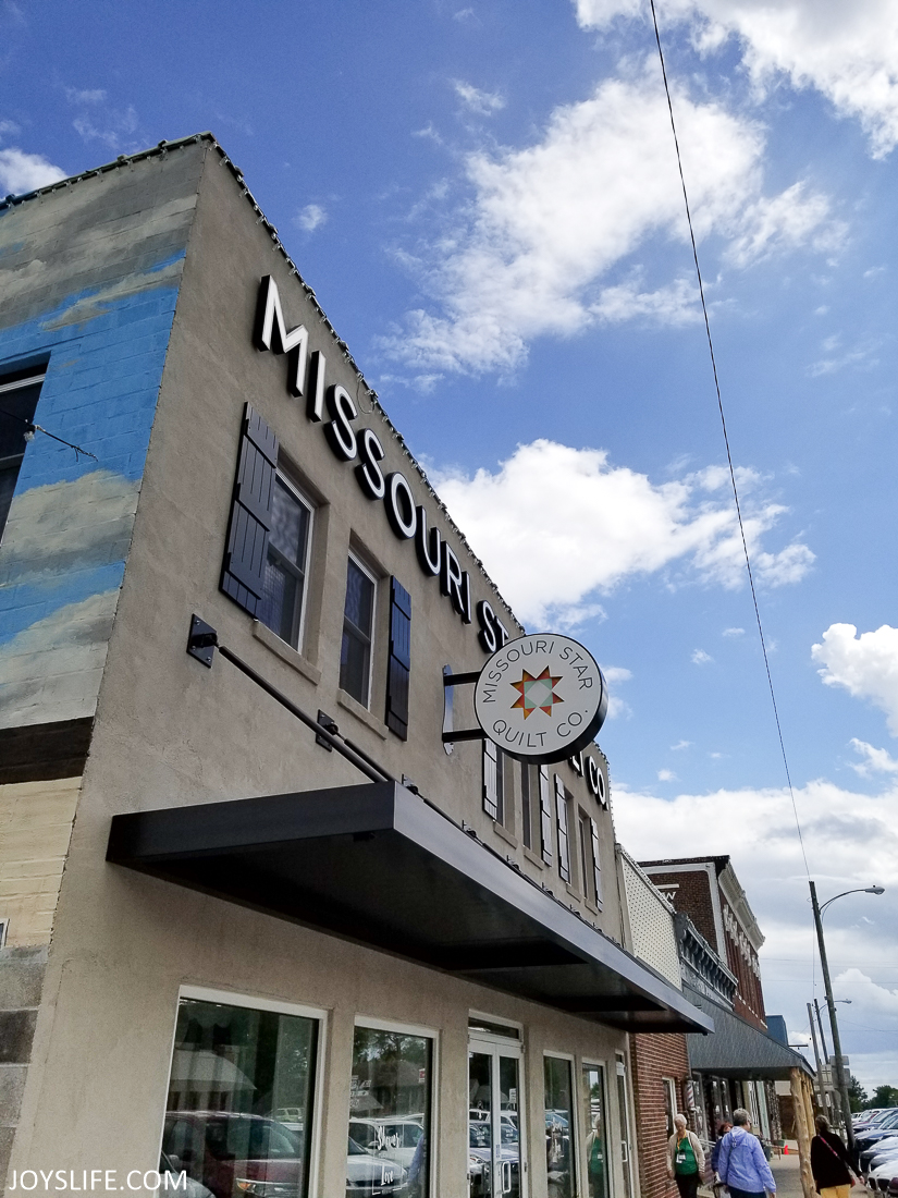 Missouri star outlet quilt store