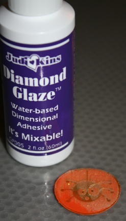 Judikins Diamond Glaze Dimensional Adhesive 2 oz